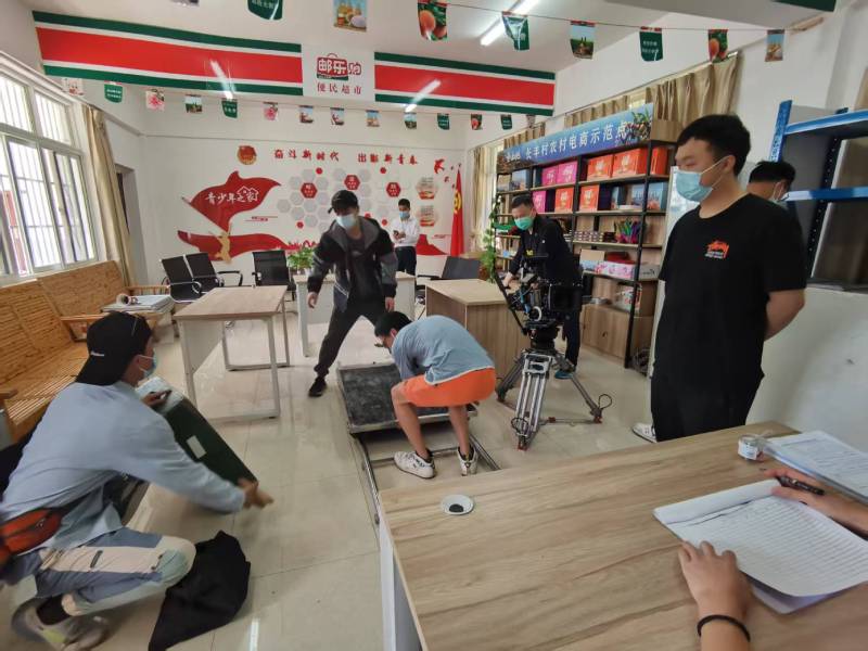 双流县广告片拍摄公司：极简主义践行者，少即是多的视觉哲学